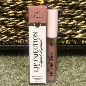 Too Faced Lip Injection Liquid Lipstick - Soft Pink
